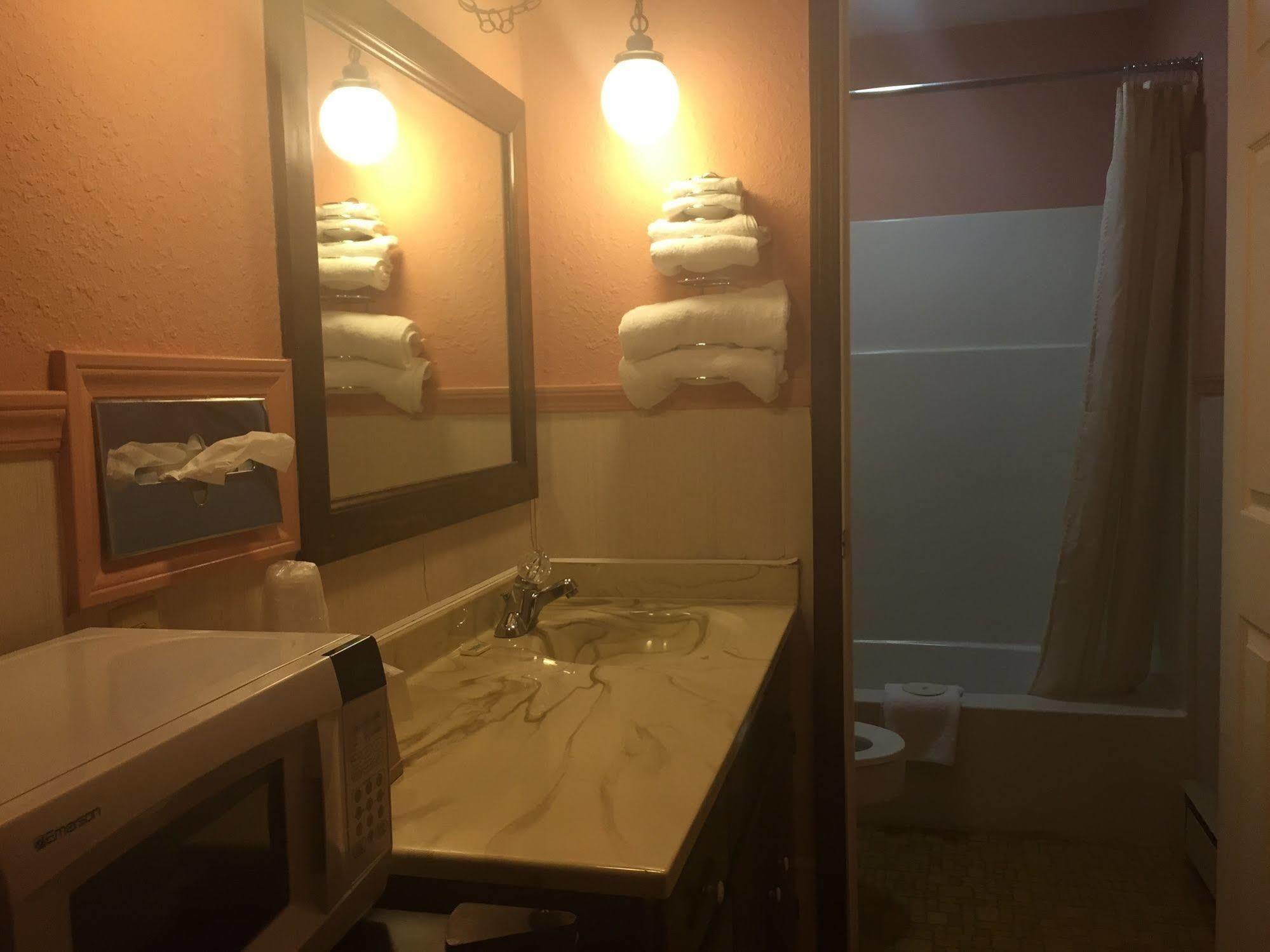Carlin Villa Motel カーリンビル エクステリア 写真