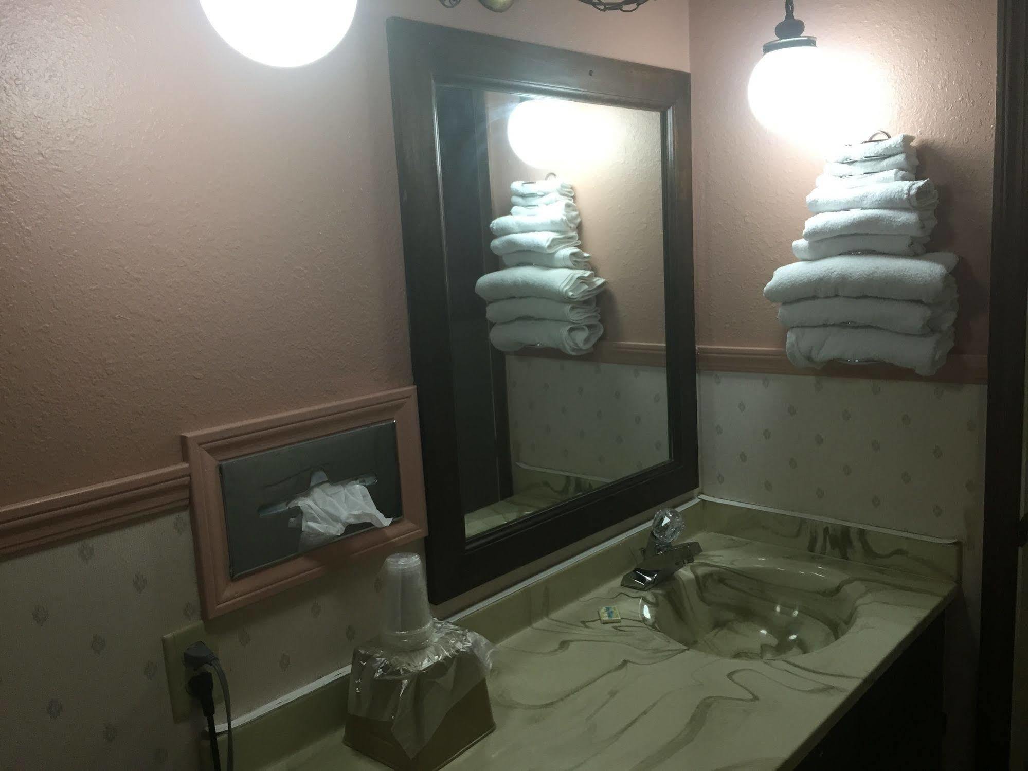 Carlin Villa Motel カーリンビル エクステリア 写真