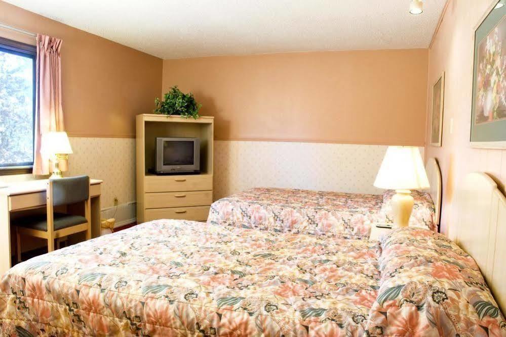 Carlin Villa Motel カーリンビル エクステリア 写真
